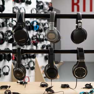 Headphones Under 200