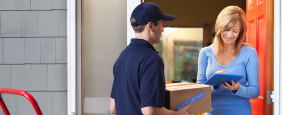 Save Time with Professional Courier Home Pickup Services
