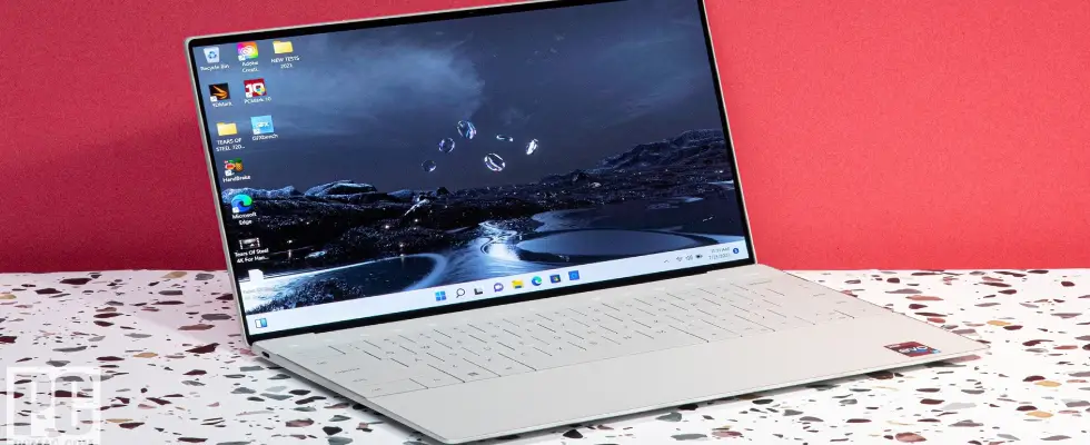 Dell XPS 13 (2024) With Lunar Lake Review