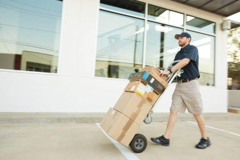 Benefits of Professional Courier Home Pickup Services