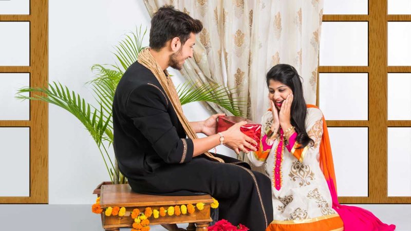 Bhai Dooj Gift Ideas for Sister