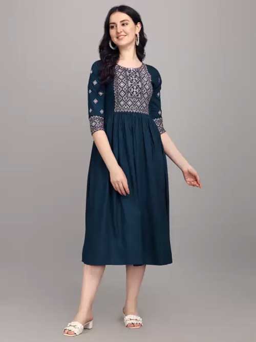 Embroidered Kurti Sleeve