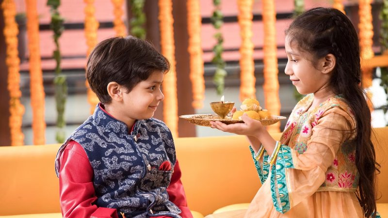 How Bhai Dooj Festival is Celebrated