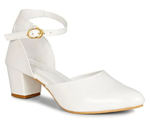 White heels sandals